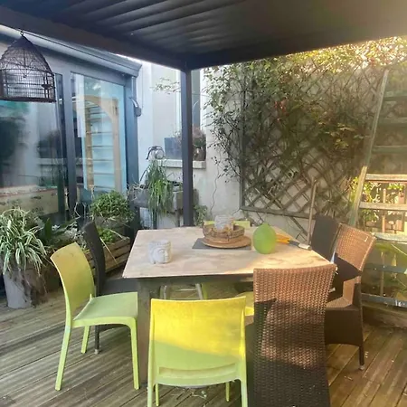 Vila De 6 Chambres Avec Piscine Privee Et Wifi A Sur *