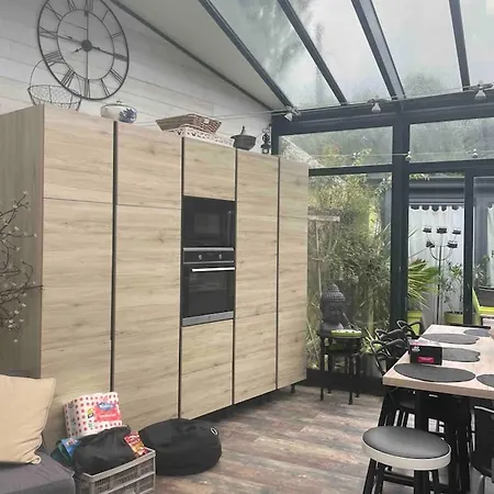 Vila De 6 Chambres Avec Piscine Privee Et Wifi A Sur Longeville-sur-Mer