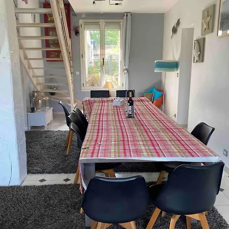 Vila De 6 Chambres Avec Piscine Privee Et Wifi A Sur