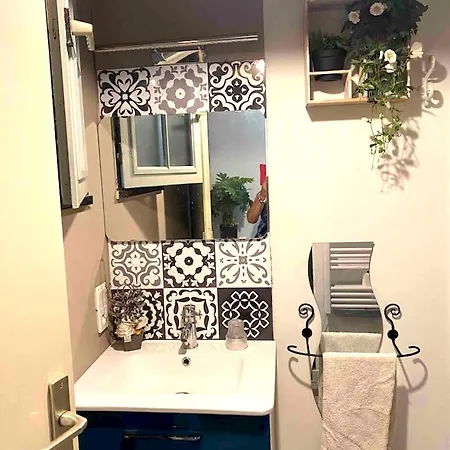 De 6 Chambres Avec Piscine Privee Et Wifi A Sur
